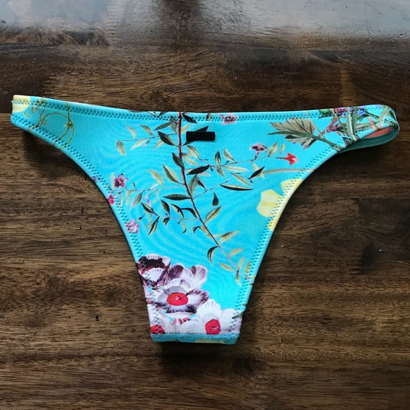 floral triangl bottoms - Picture 2 of 5